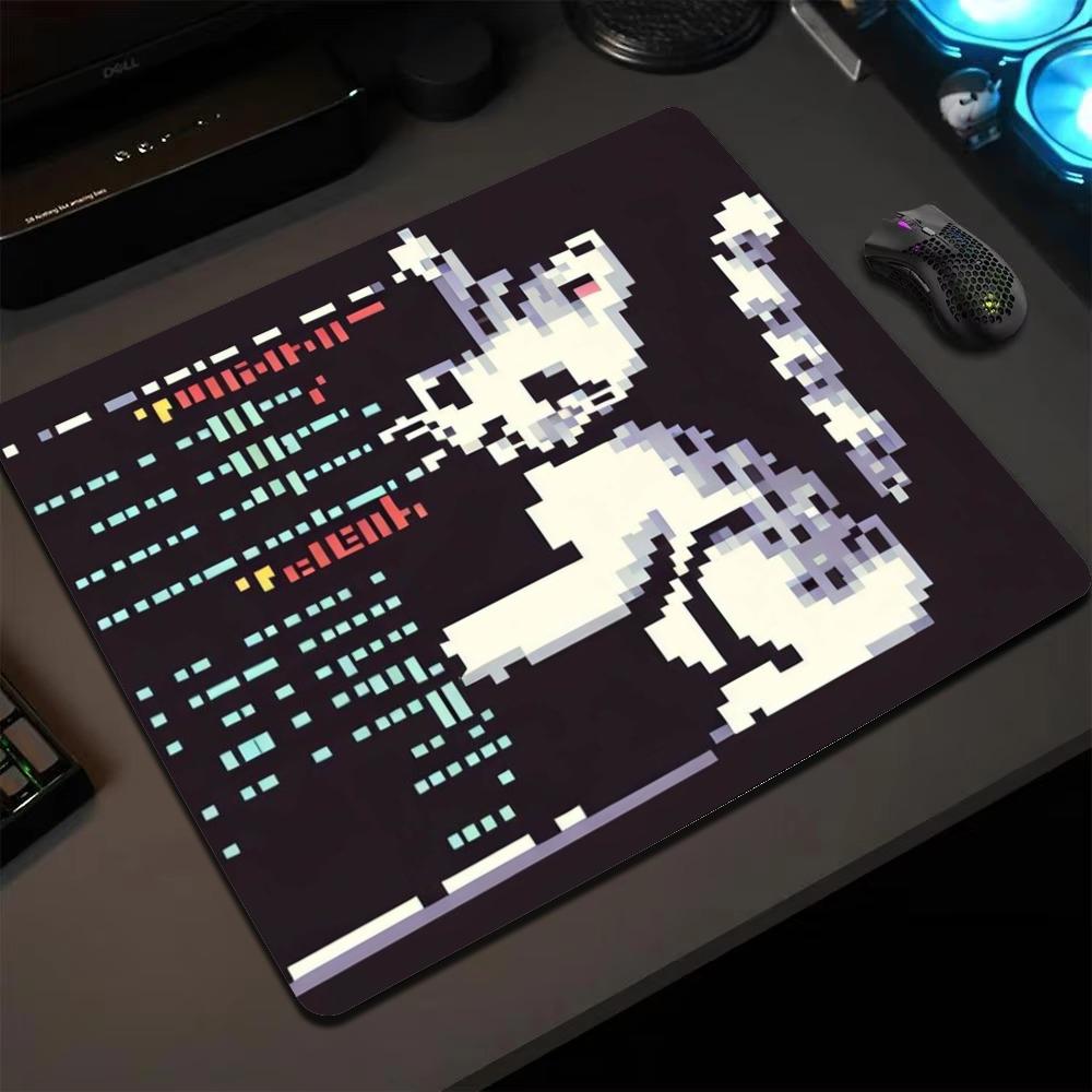 Retro Gaming Desk - Alas Mouse Mini Pixel Cat Retro